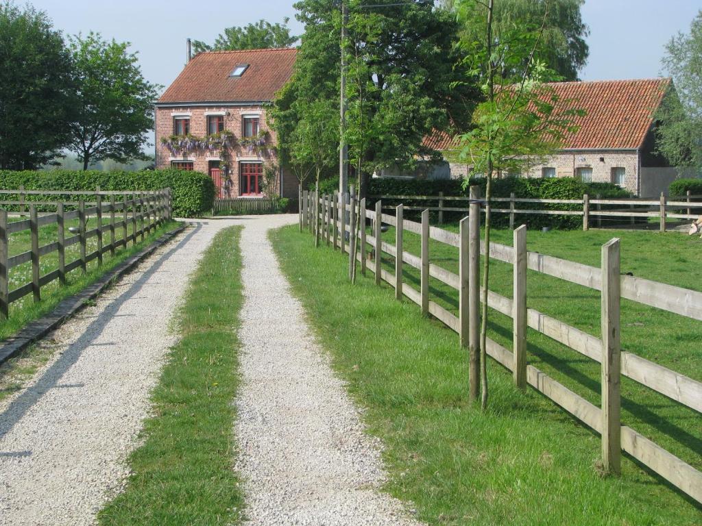 B&B Le Plat Pays Oostkamp-Brugge Exterior photo